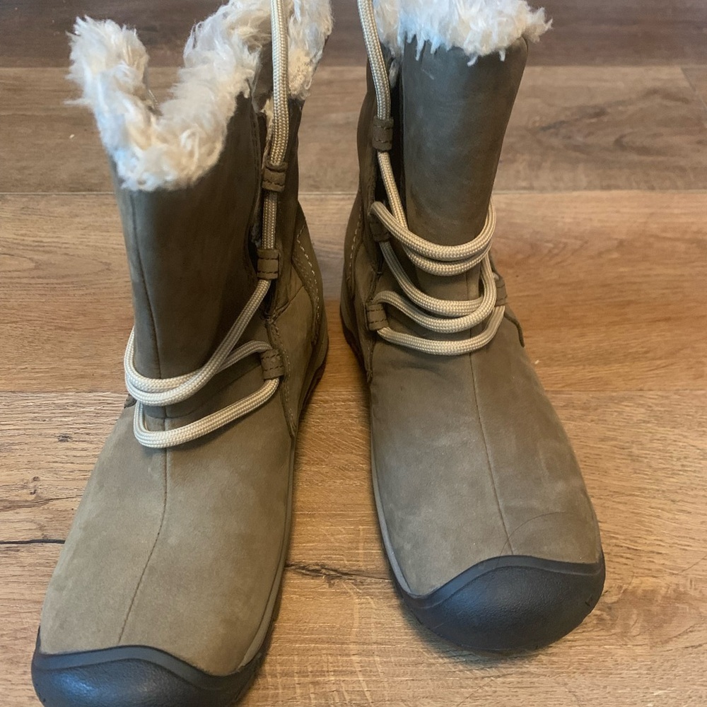 Keen Youth Brown Winter Boots